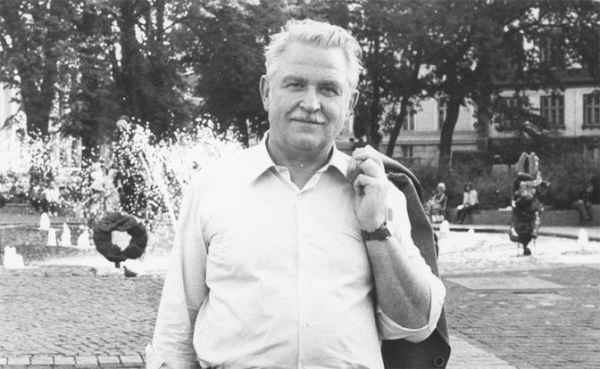 Оплошность резидента: «Как же я забыл, что в это день в Роттердаме будут хиппи веселиться»